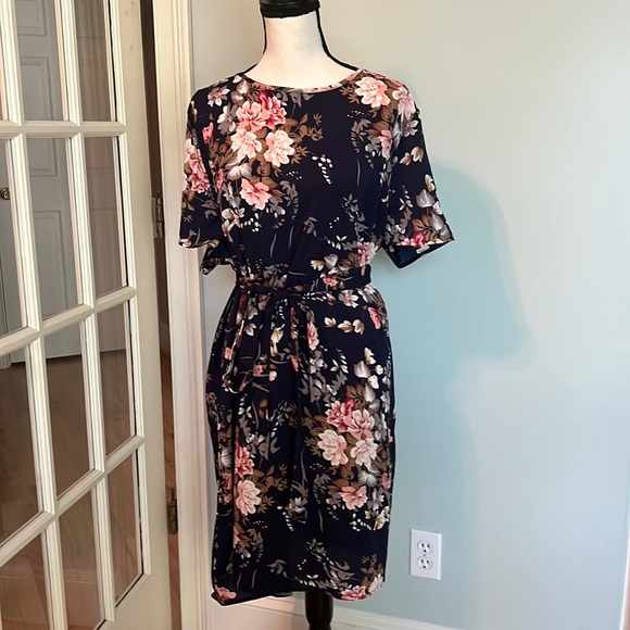 SHEIN Dresses & Skirts - Shein Dress